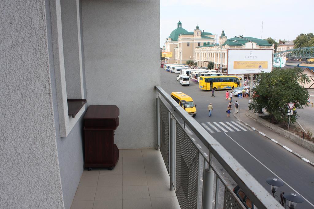 Suite On Railway Station Ivano-Frankivsk Værelse billede